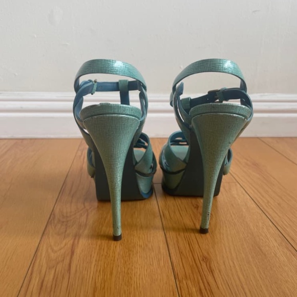 **Stunning Yves Saint Laurent Turquoise Blue Shoes - Size 37.5** - Picture 4 of 7